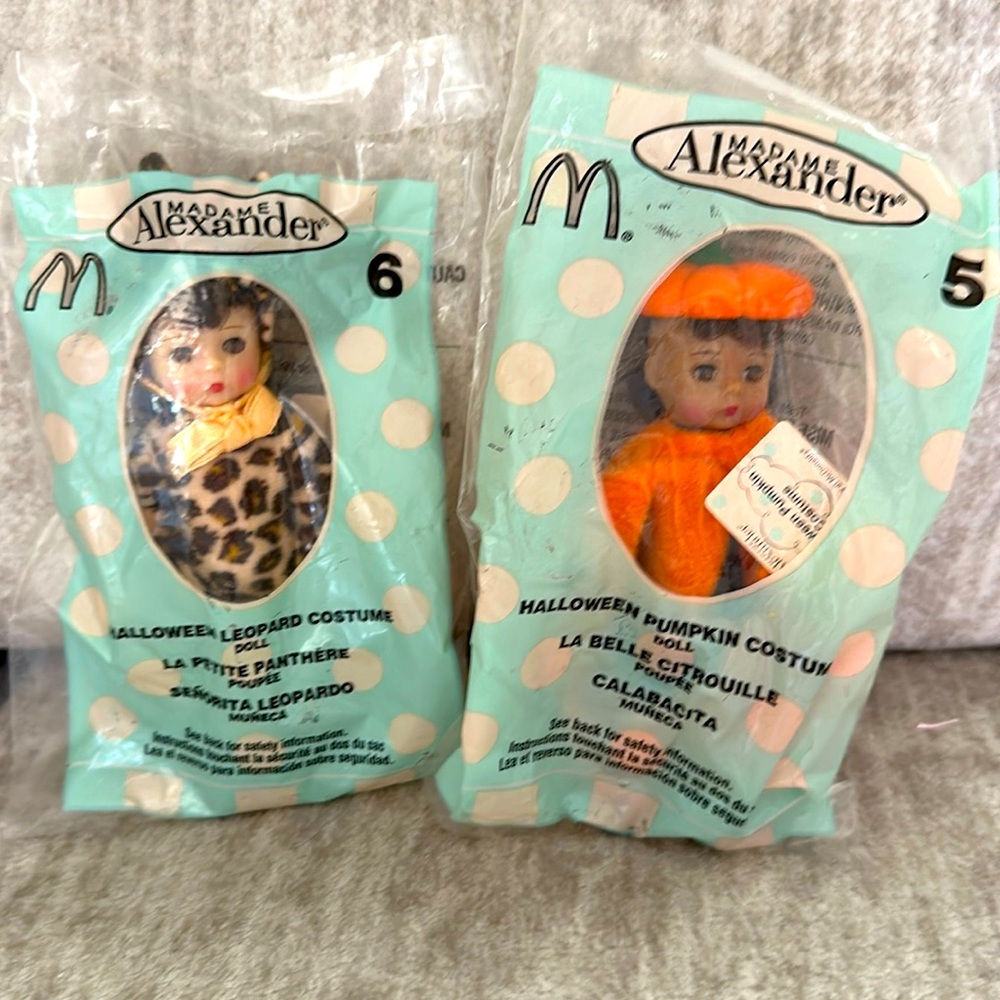 Mini Madame Alexander McDonalds happy meal dolls-Halloween